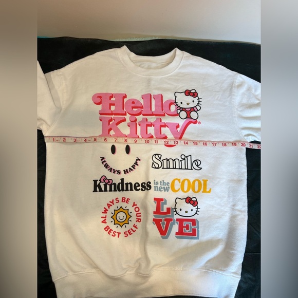 🔥Hello Kitty White Sweatshirt🔥 - Picture 2 of 5